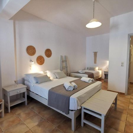 Helen'S Minimal Studios & Apartments Aliki  Ruang foto